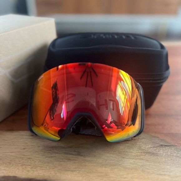*NIB* Smith 4D Mag Ski Goggles: Black + ChromaPop Photochromic Red Mirror Lens - Picture 1 of 14